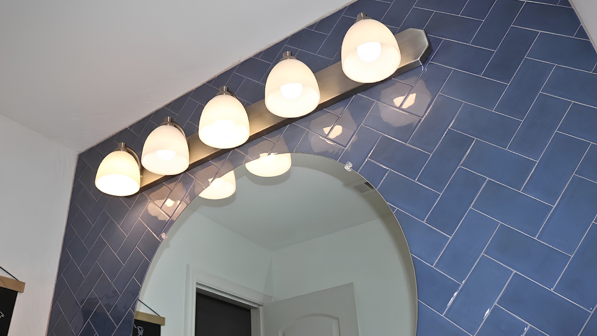 Victoria 5-Light Vanity Whiet Glass